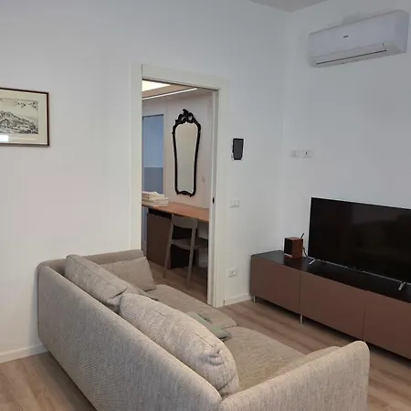 Fantoni アパート *